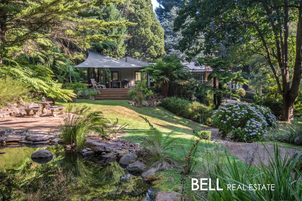 6 CHUDLEIGH CRES, SASSAFRAS, VIC 3787