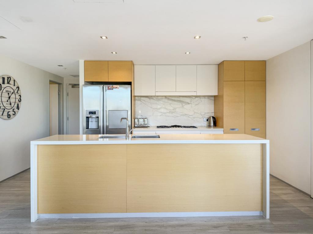 2131/2-14 The Esp, Miami, QLD 4220