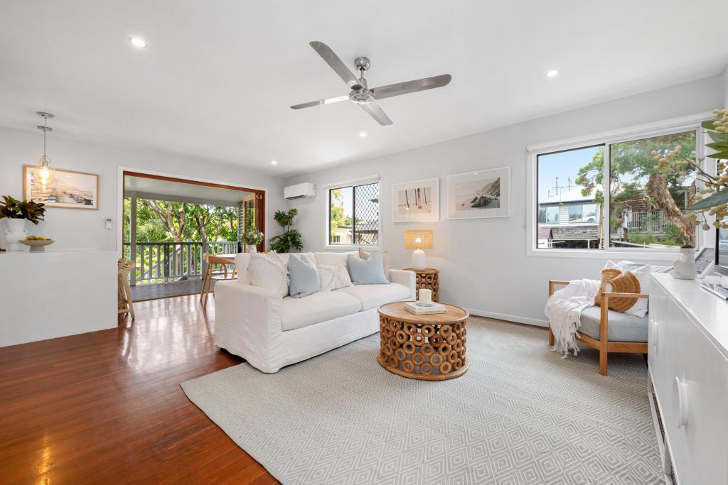 9 Tranters Ave, Camp Hill, QLD 4152