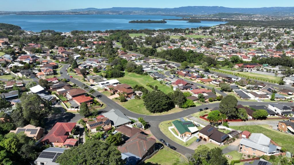 6b Emperor Ct, Berkeley, NSW 2506