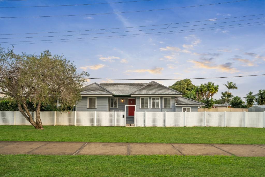 7 Bell St, Woody Point, QLD 4019