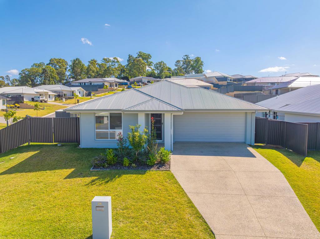 26 KENSINGTON DR, SOUTHSIDE, QLD 4570