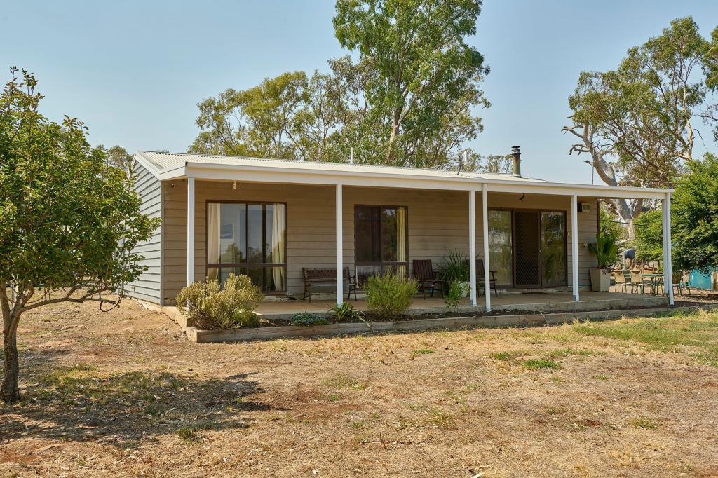 LOT 2 MCKINDLAY ST, MIA MIA, VIC 3444