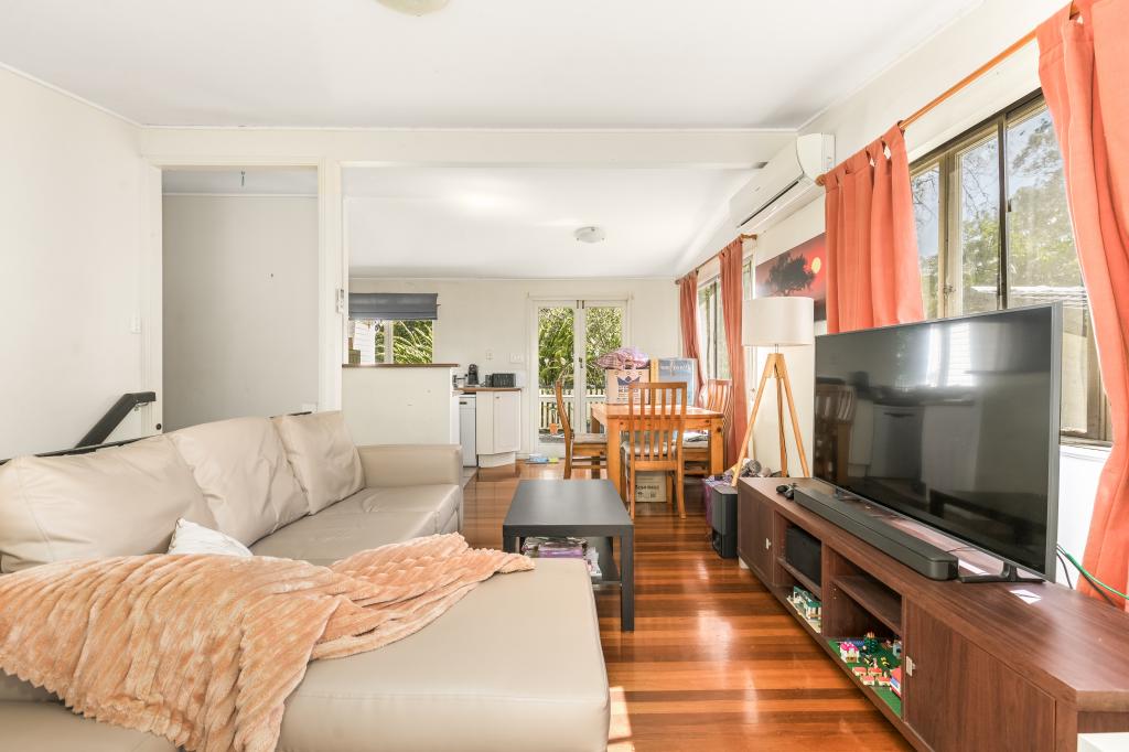 58 Moordale St, Chapel Hill, QLD 4069