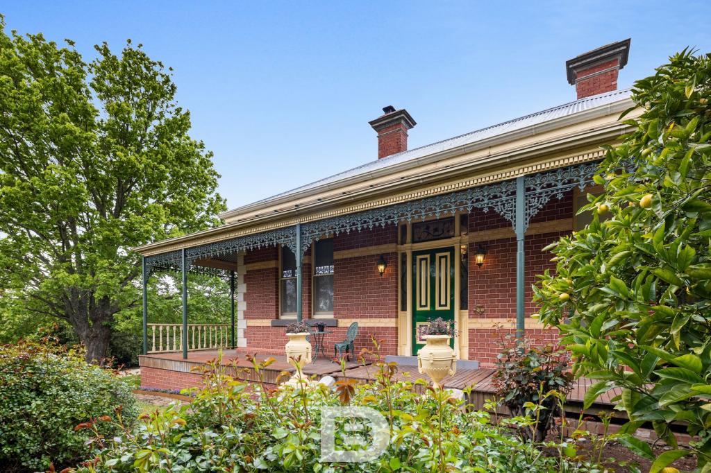 105 Barry St, Romsey, VIC 3434