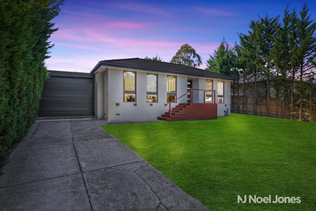 54 Kimberley Dr, Chirnside Park, VIC 3116