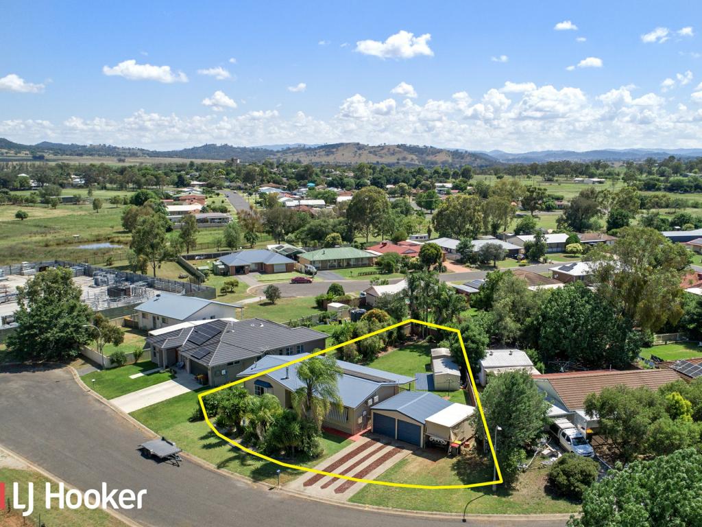 37 Worooma Pl, Manilla, NSW 2346