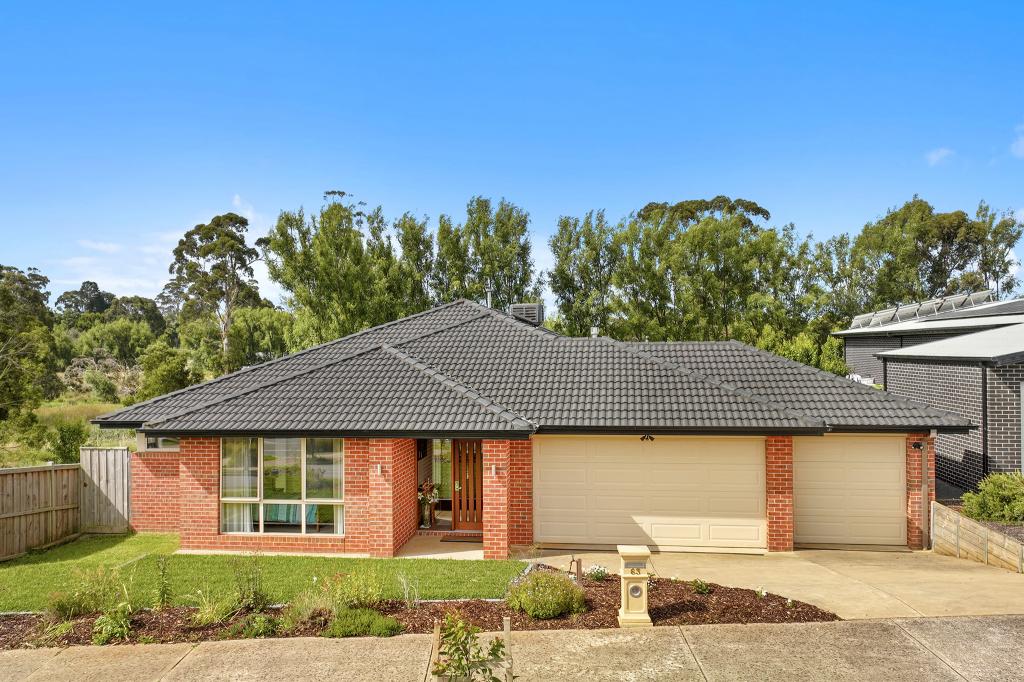 63 Jackson Dr, Drouin, VIC 3818