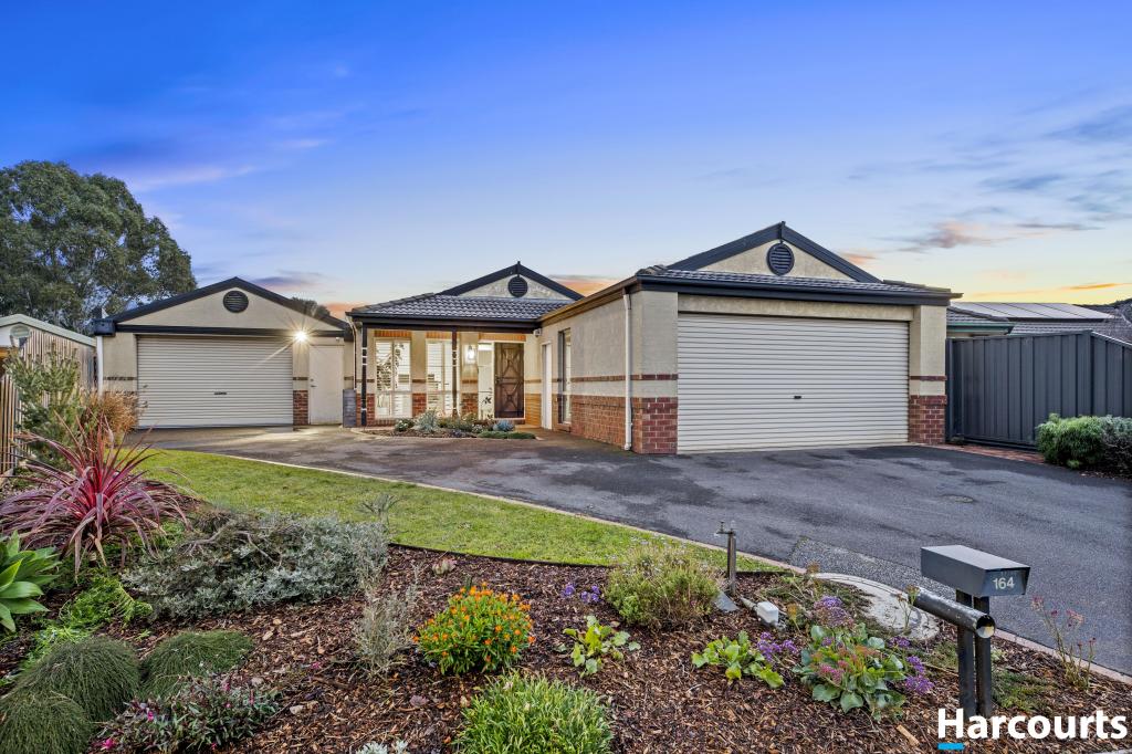 164 Waradgery Dr, Rowville, VIC 3178
