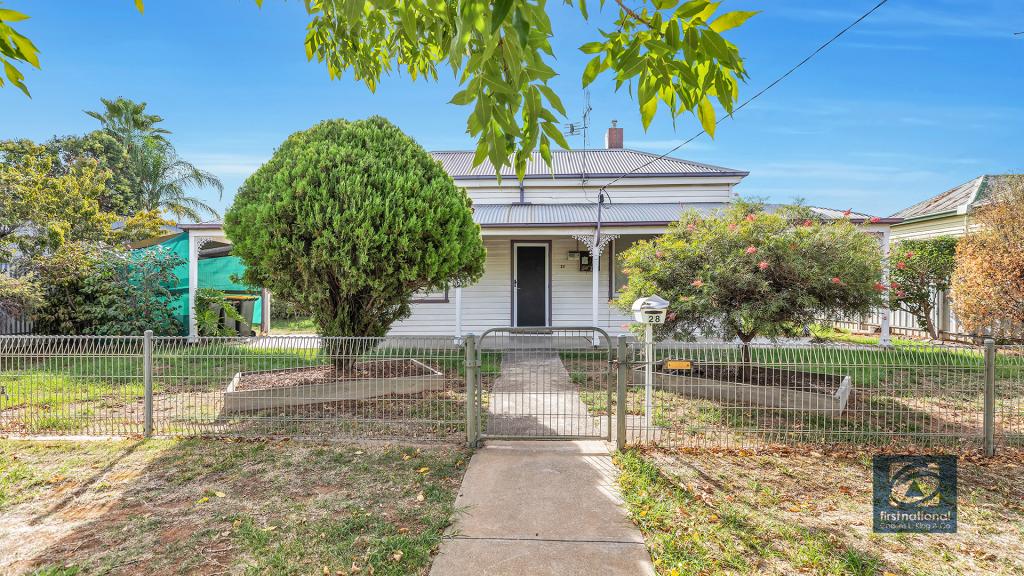 28 POPPLEWELL ST, MOAMA, NSW 2731
