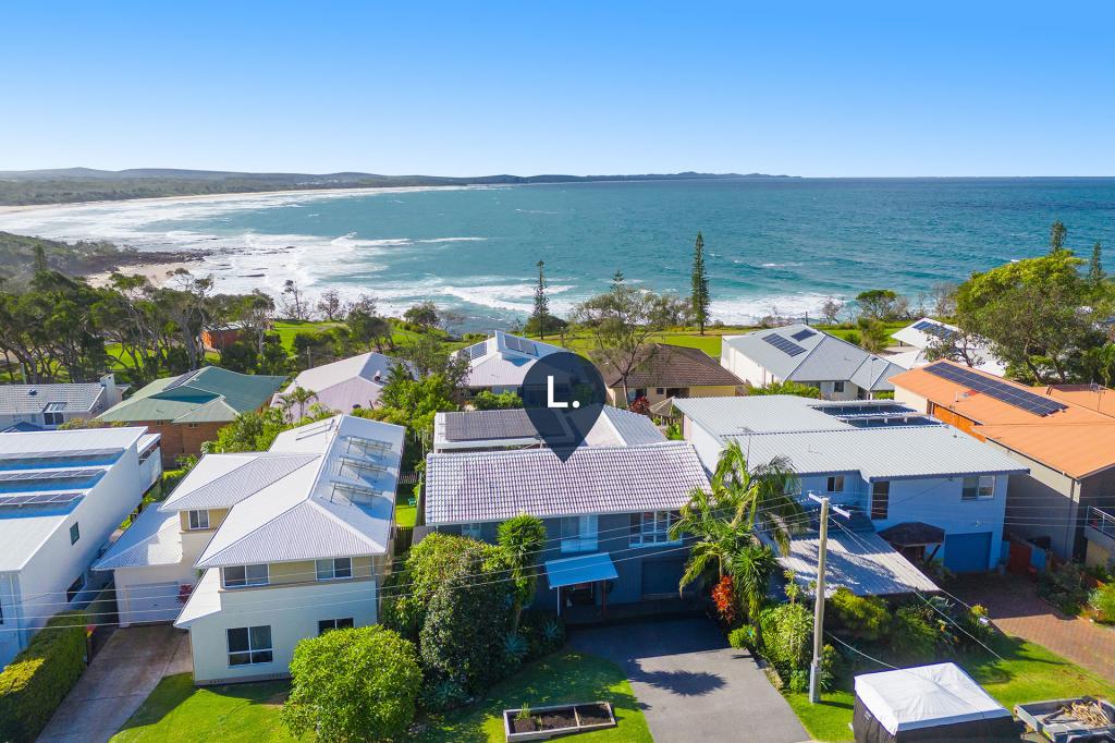 8 FIRST AVE, BONNY HILLS, NSW 2445