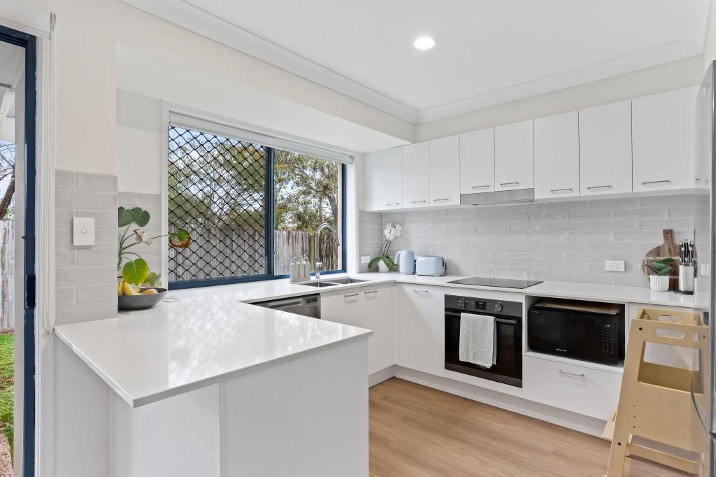 49/2 Studio Dr, Pacific Pines, QLD 4211