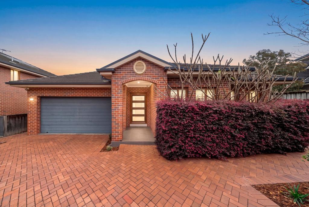 10 MANDERLAY CL, KELLYVILLE, NSW 2155