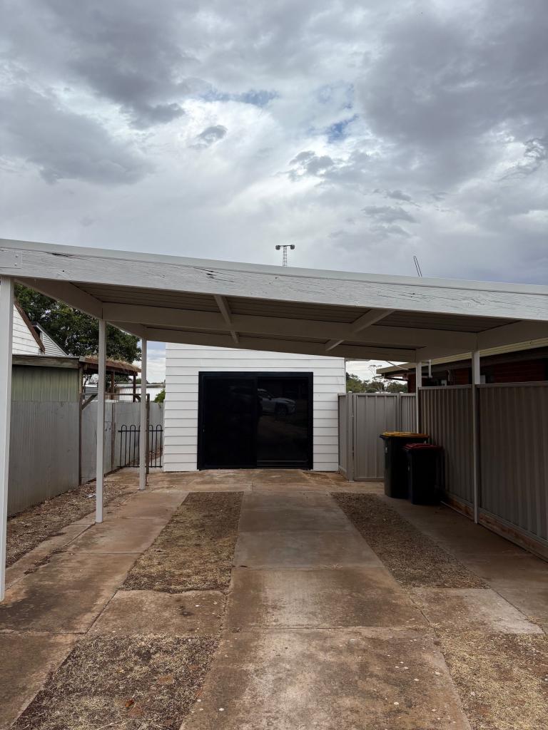 10B DALLAS ST, LAKE BOGA, VIC 3584