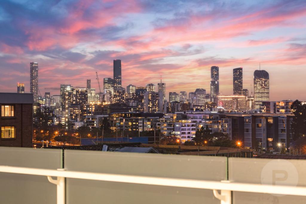 312/37 ARCHER ST, TOOWONG, QLD 4066