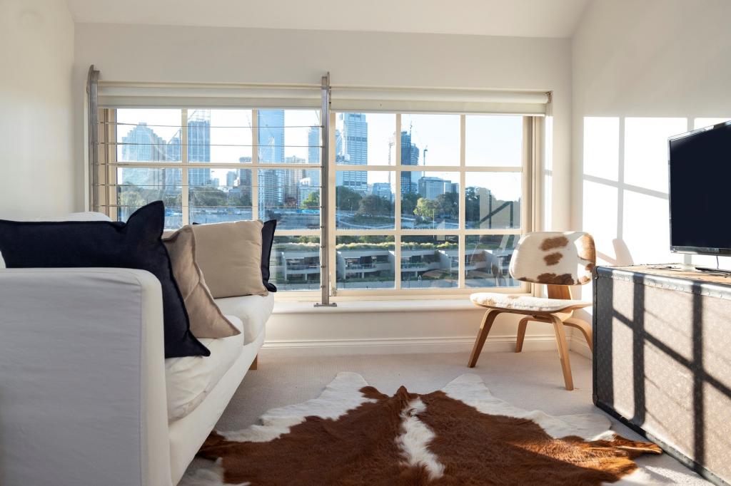570/6 Cowper Wharf Rd, Woolloomooloo, NSW 2011