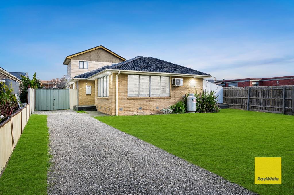 2011 Western Hwy, Rockbank, VIC 3335