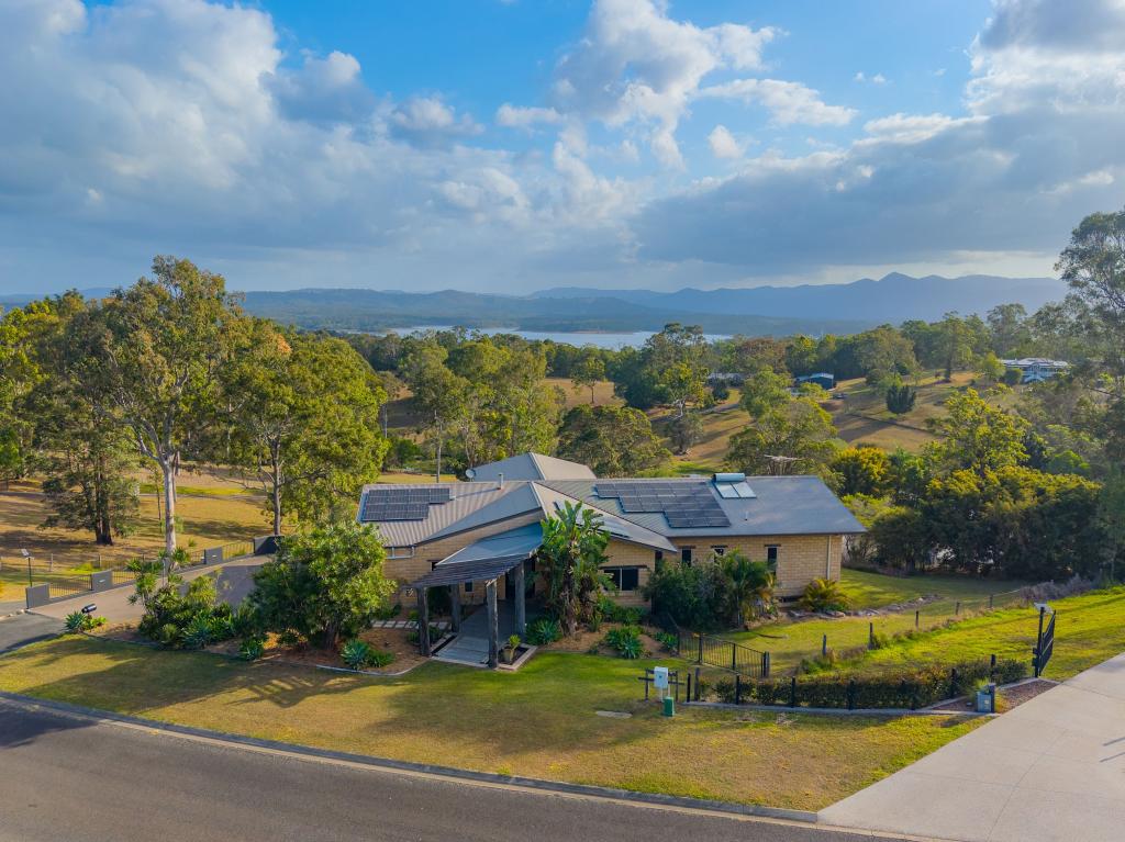 21 Andrew Clarke Rd, Whiteside, QLD 4503