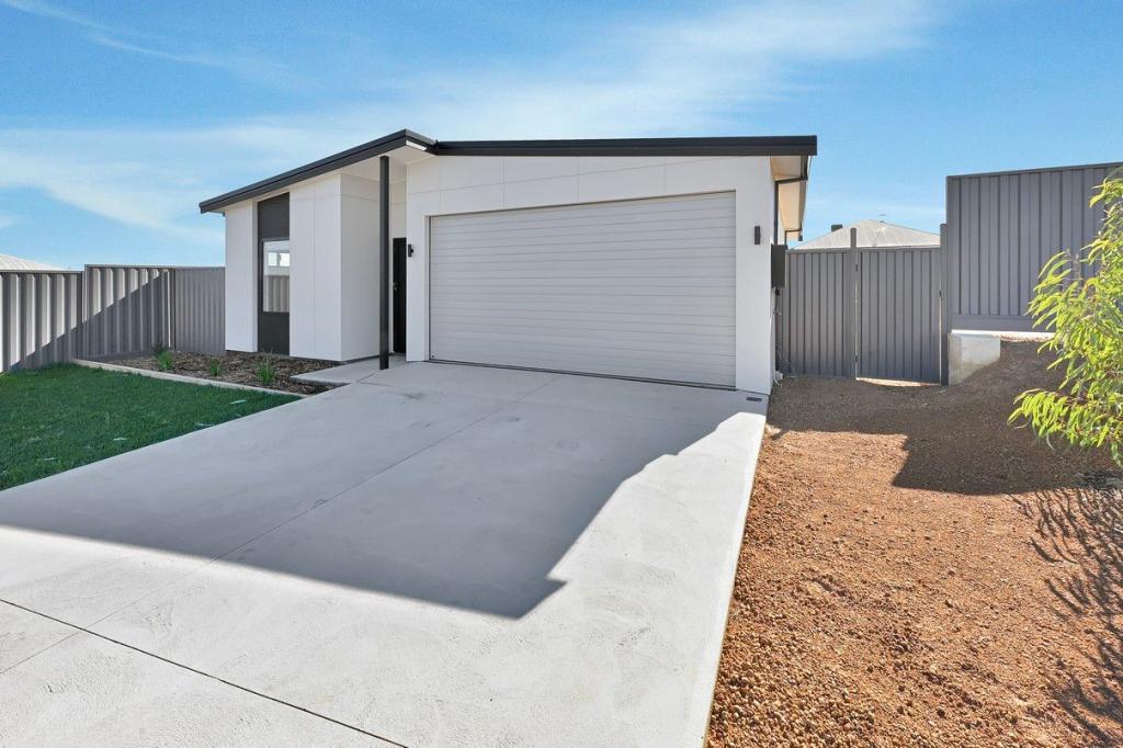 46 Tappak St, Waggrakine, WA 6530