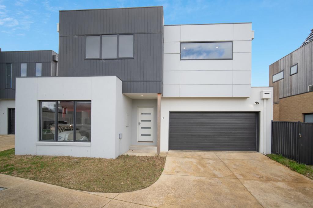 2/14 Brooksbank Ct, Black Hill, VIC 3350