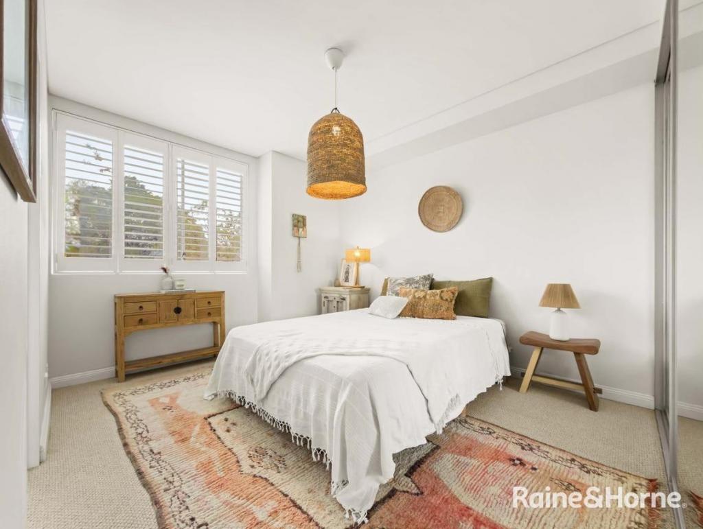 6/4-6 LAWRENCE ST, PEAKHURST, NSW 2210