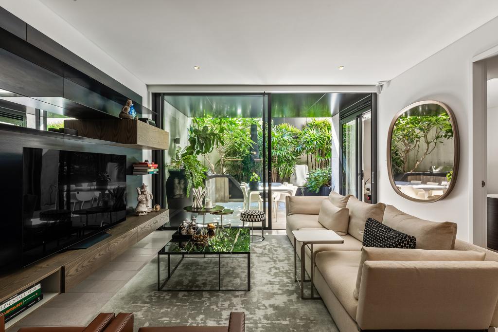 201/161 Brougham St, Potts Point, NSW 2011