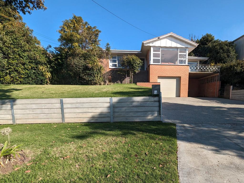 12 Culzean Cres, Highton, VIC 3216