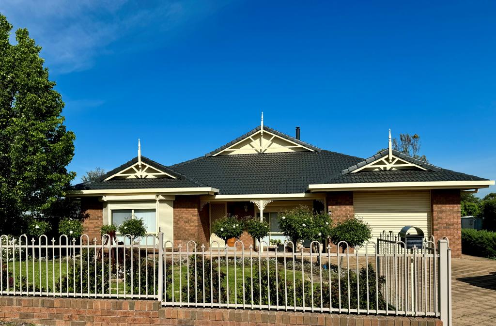 24 Cedar Ave, Naracoorte, SA 5271