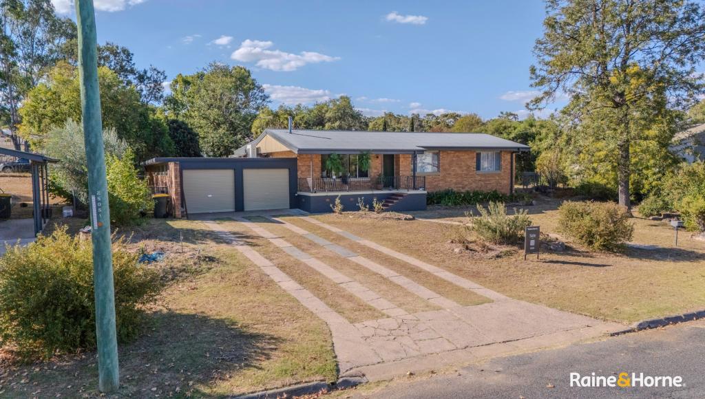 25 Gilbert Cres, Warwick, QLD 4370