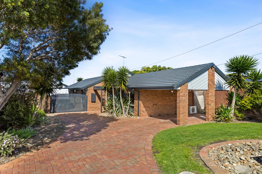 7 CHILLER CT, GROVEDALE, VIC 3216