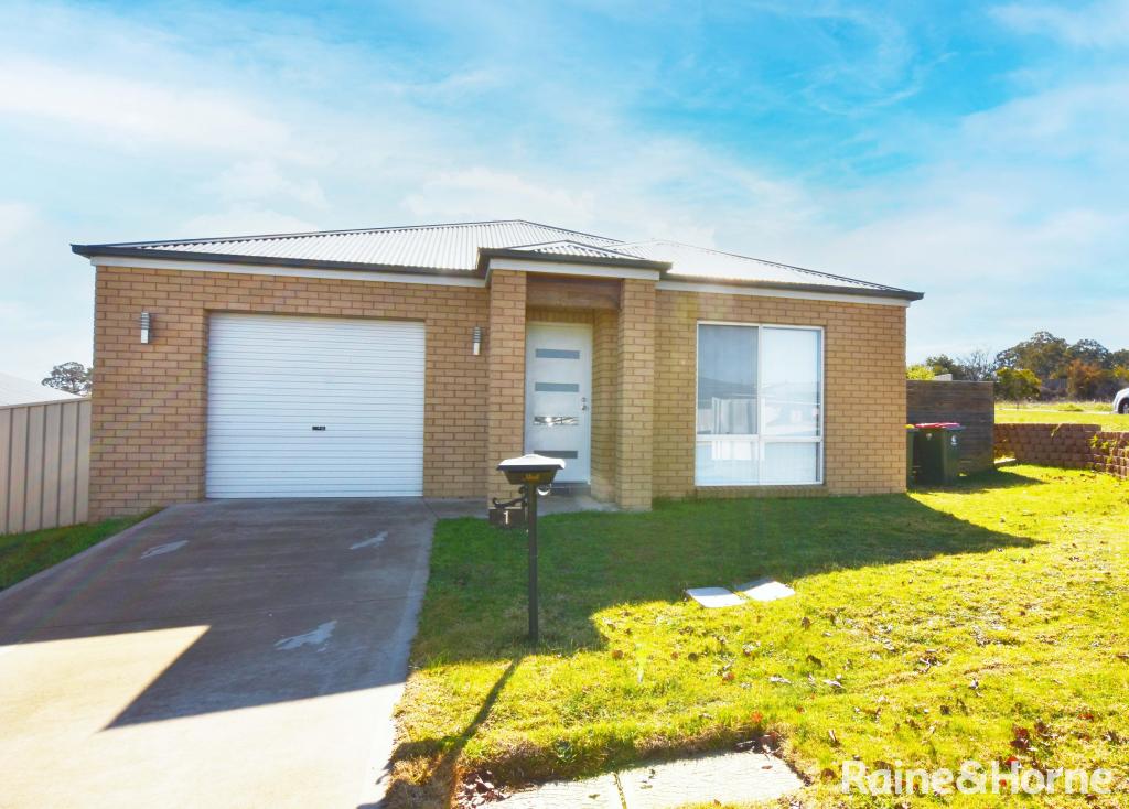 1 Primula Cl, Orange, NSW 2800