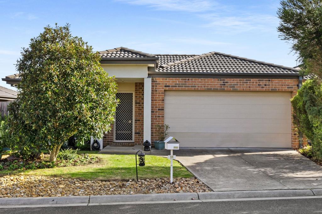 11 Meadow Crest Cct, Mount Martha, VIC 3934