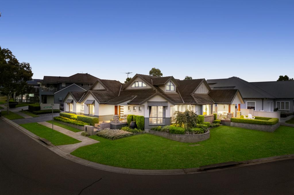 27 Rheinbergers Cct, Elderslie, NSW 2570