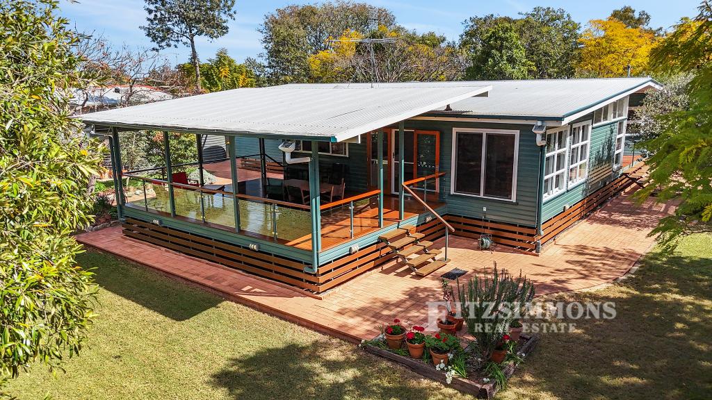 22 Hawthorne St, Dalby, QLD 4405