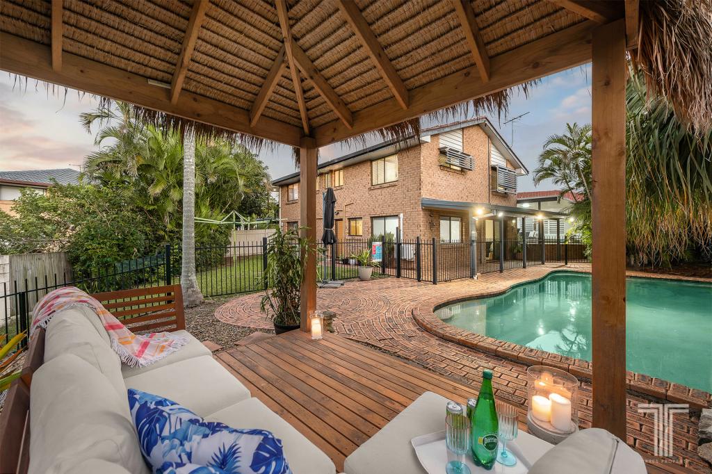 8 Coolcorra Ct, Carindale, QLD 4152