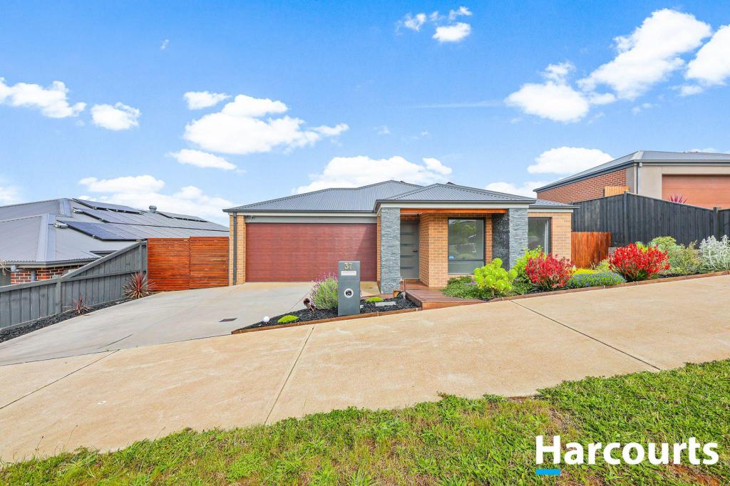 37 EMBERWOOD RD, WARRAGUL, VIC 3820