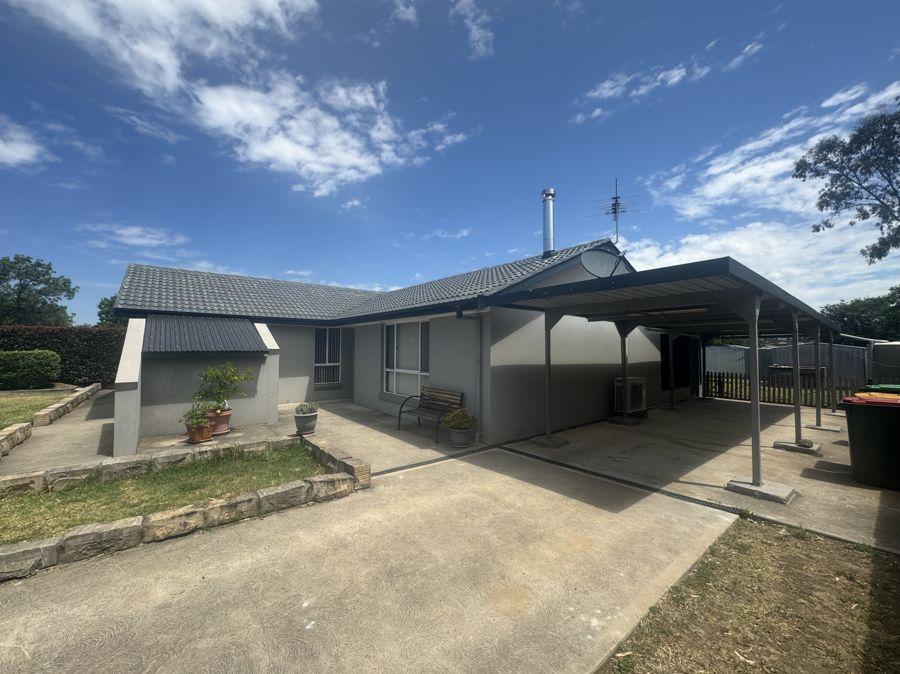 13 Nyarra St, Scone, NSW 2337