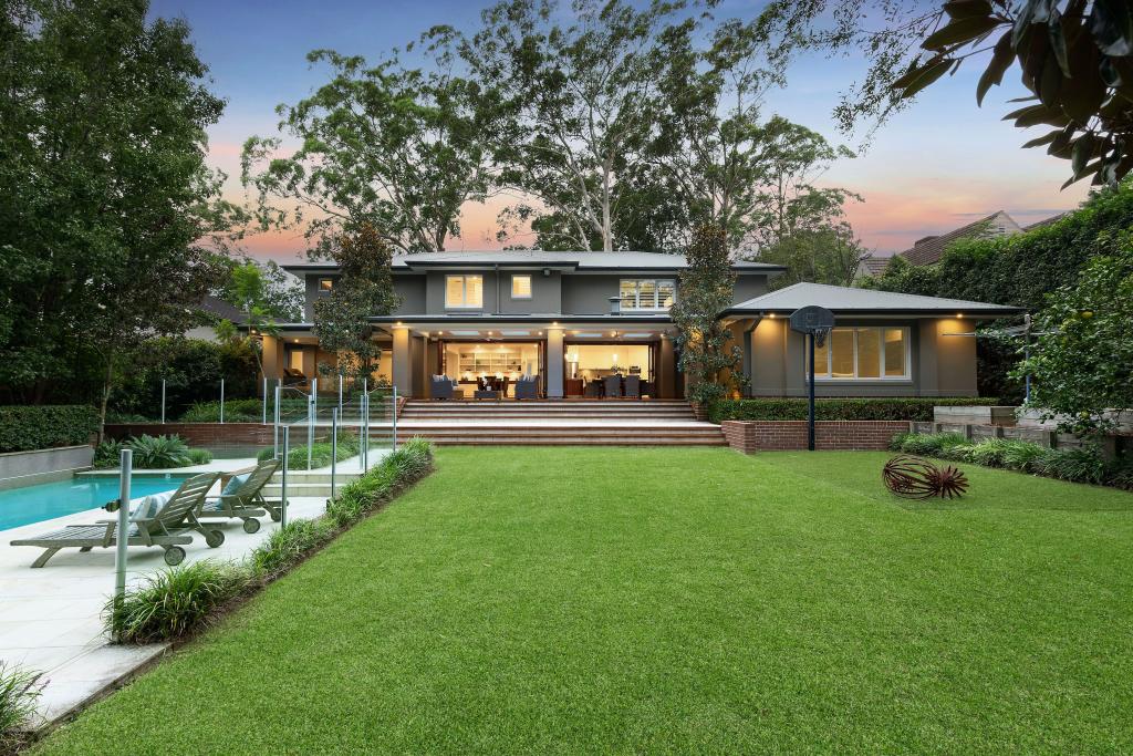 48 Fairlawn Ave, Turramurra, NSW 2074