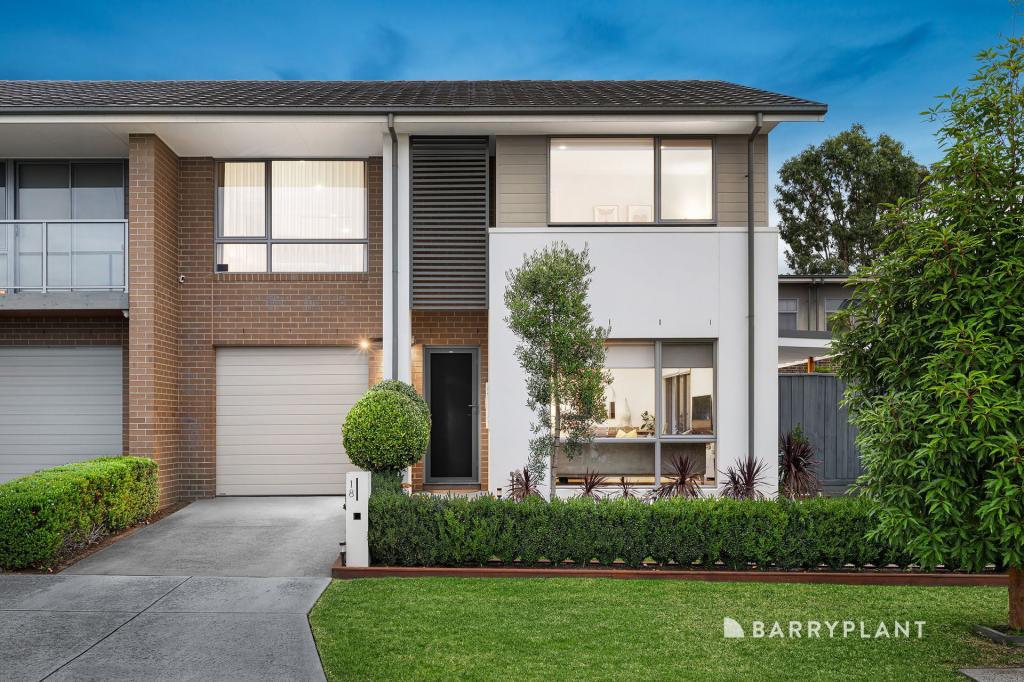 18 Grove Way, Wantirna South, VIC 3152