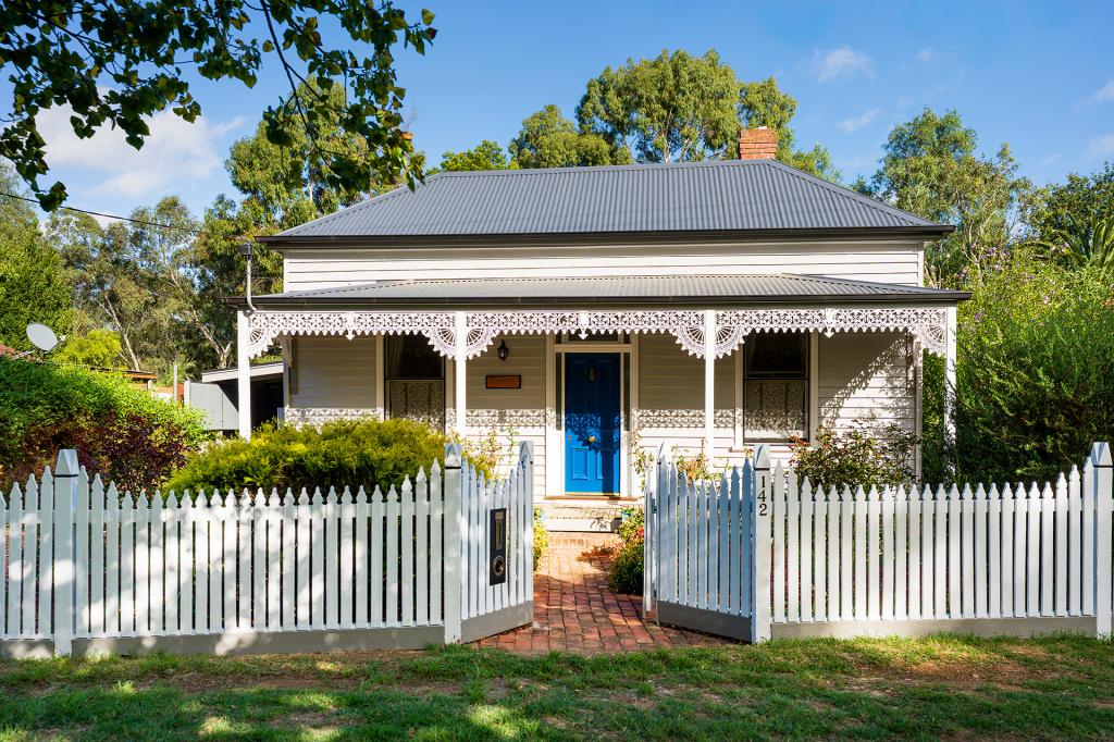 142 Johnstone St, Castlemaine, VIC 3450