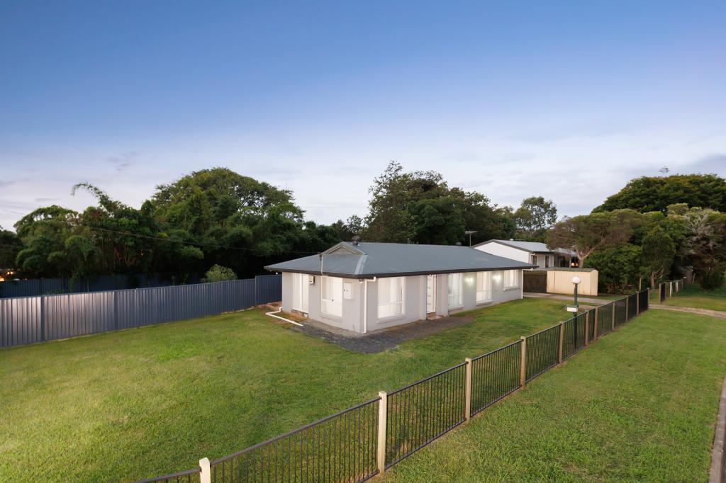 2 Helen St, North Booval, QLD 4304