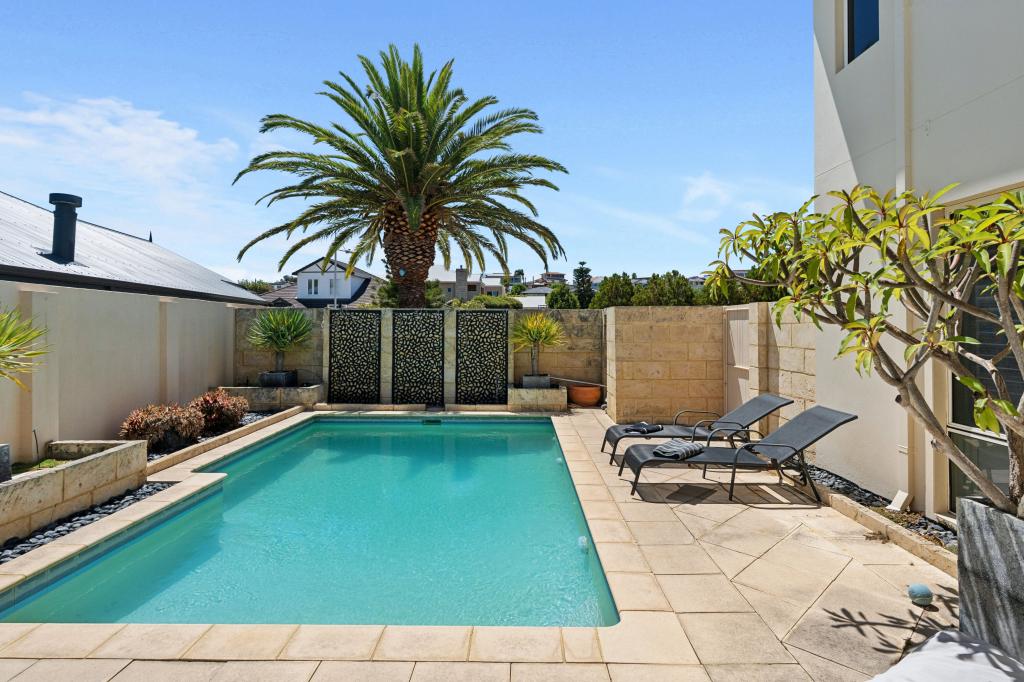 10 Madeira Turn, Hillarys, WA 6025