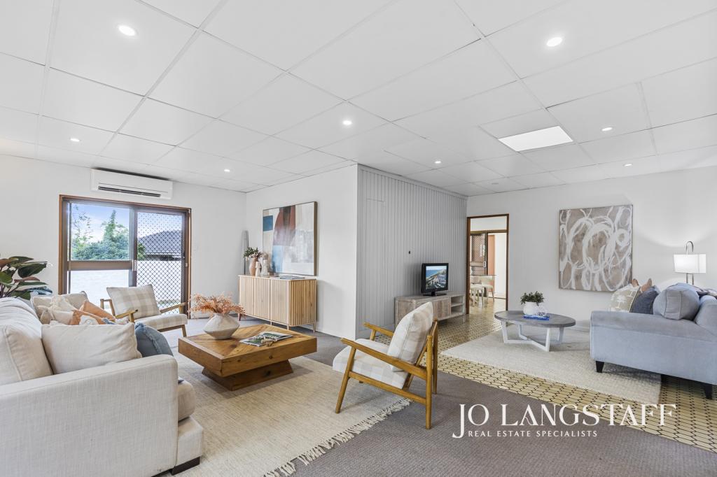 1 Crestview St, Kenmore, QLD 4069