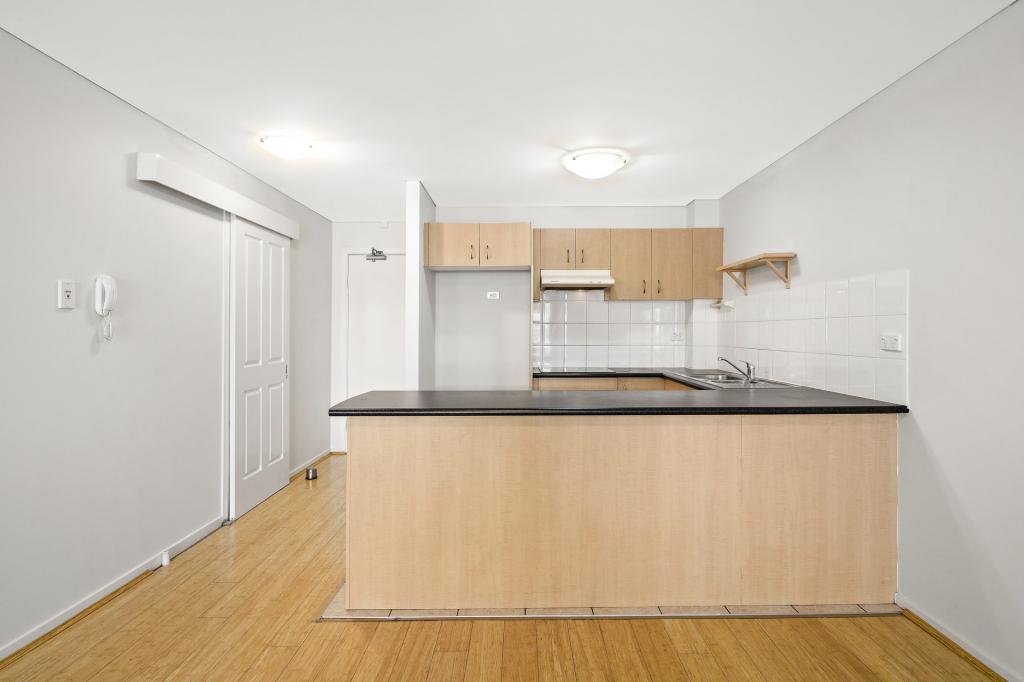 62/29-33 KILDARE RD, BLACKTOWN, NSW 2148