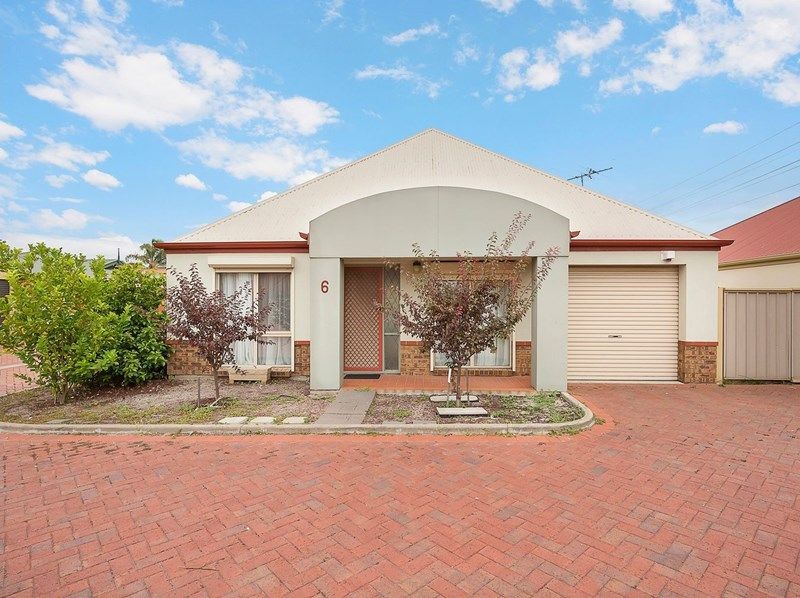 6 BUCKBERRY LANE, NORTH HAVEN, SA 5018