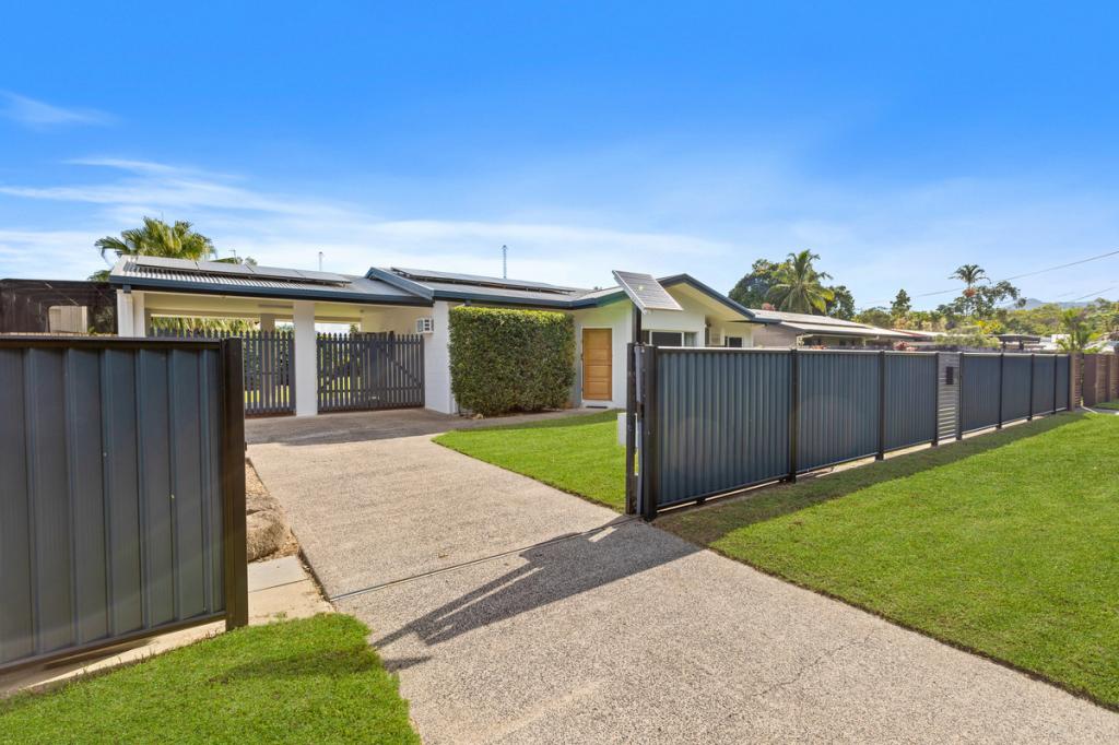 25 Caribbean St, Holloways Beach, QLD 4878