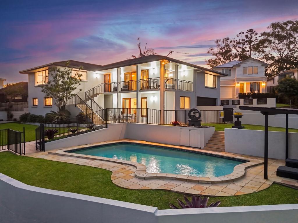 2 Kerry Pl, Southport, QLD 4215