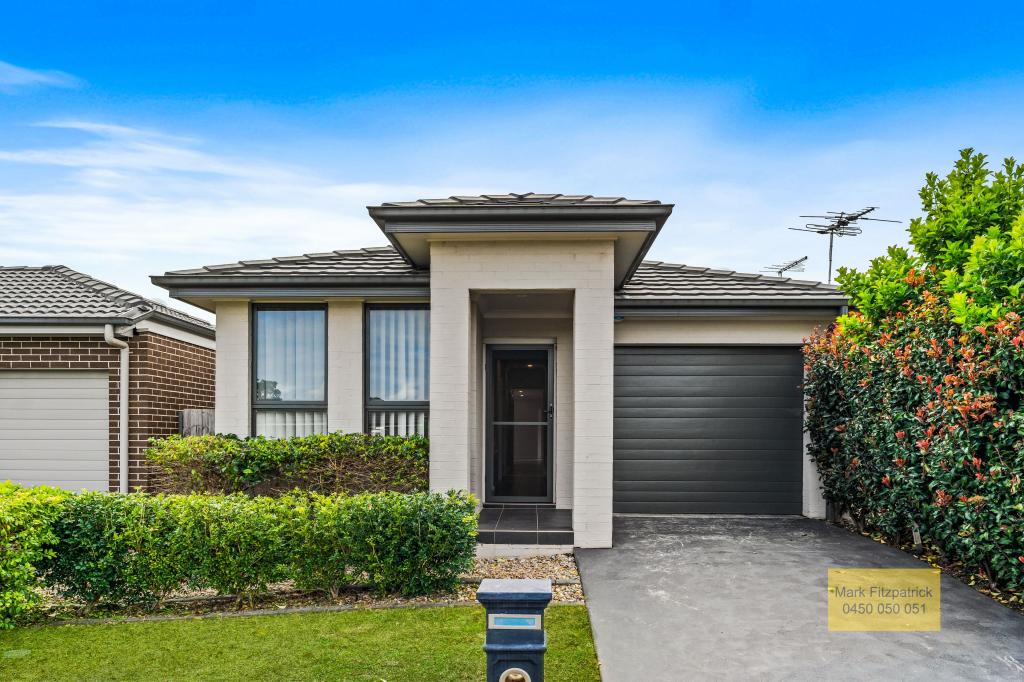 18 Beckhaus St, Gregory Hills, NSW 2557