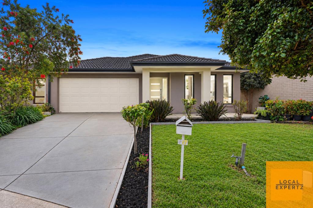 17 MAGPIE ST, BROOKFIELD, VIC 3338
