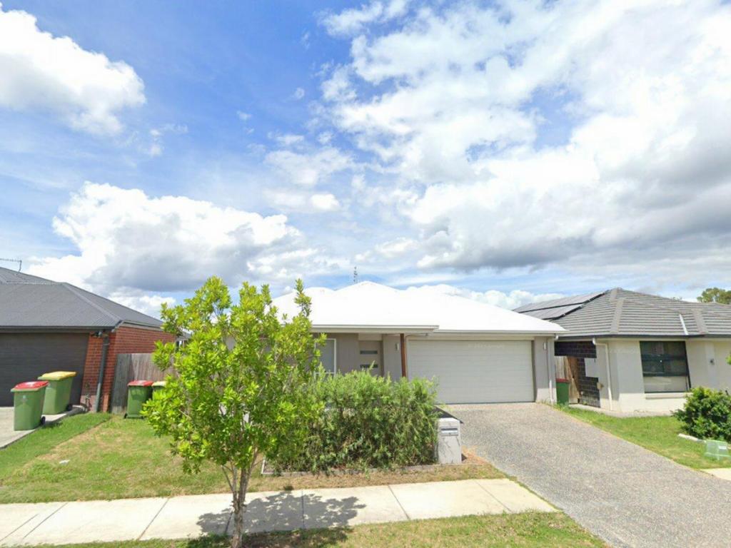 8 Amber Cct, Ripley, QLD 4306